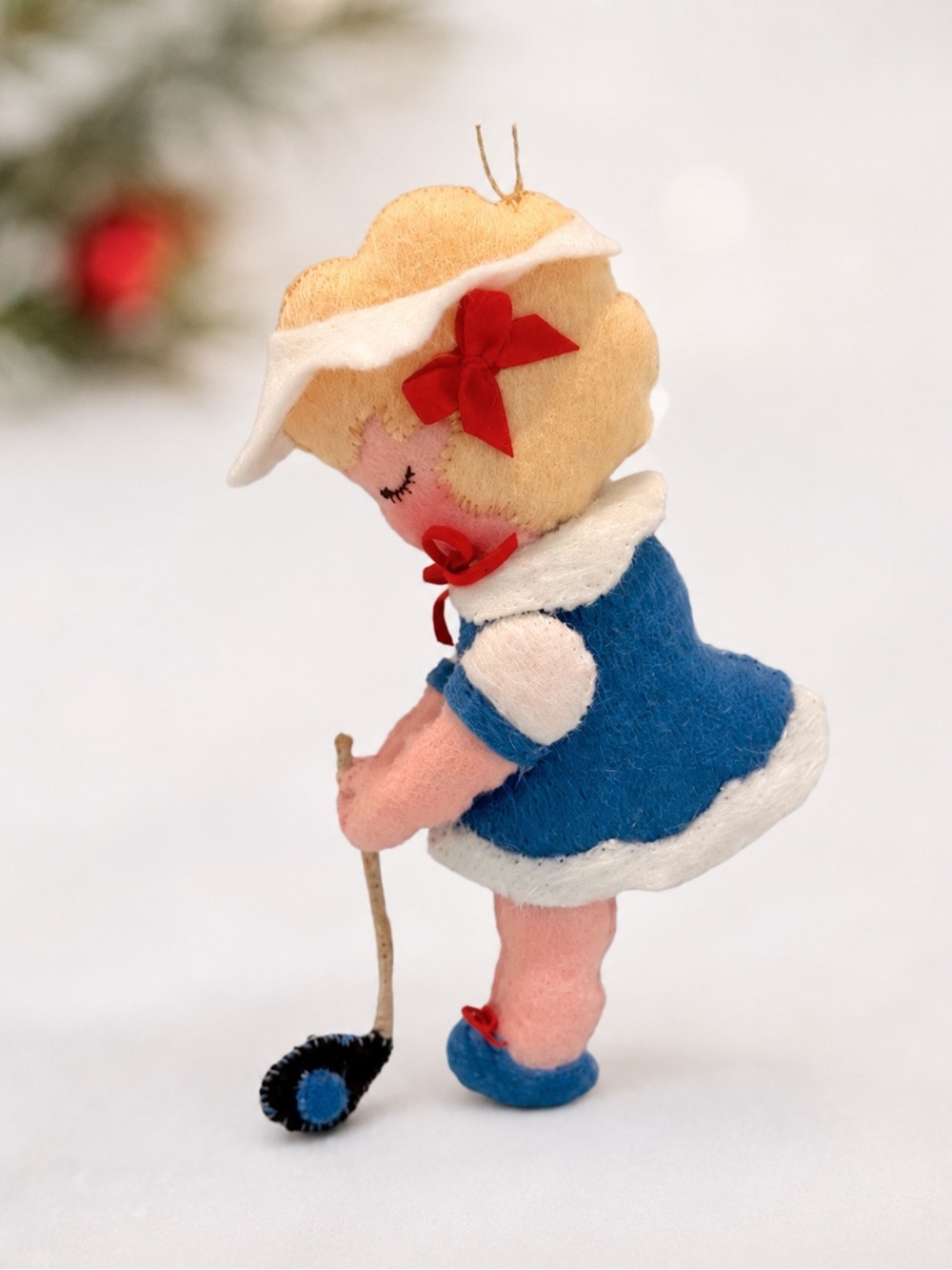 Vintage‎ Bucilla Golf Girl Player Holiday Christmas Ornament